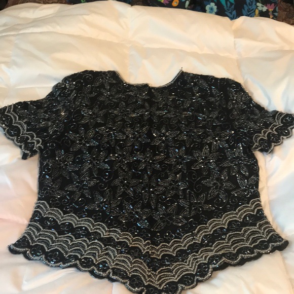 Papell Boutique Top. - Picture 2 of 3